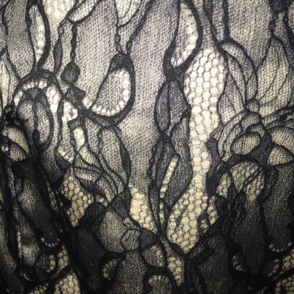 Bebe Lace Dress - Picture 3 of 4